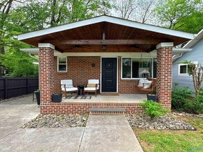 Building Photo - 1612 NE Wellman Ave