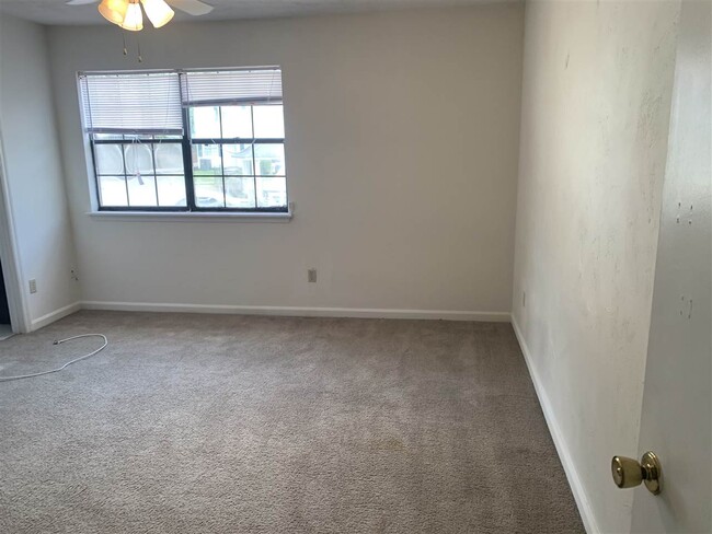 Building Photo - 808 W Carolina St