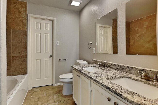 Building Photo - 417 Mystic Trail Loop