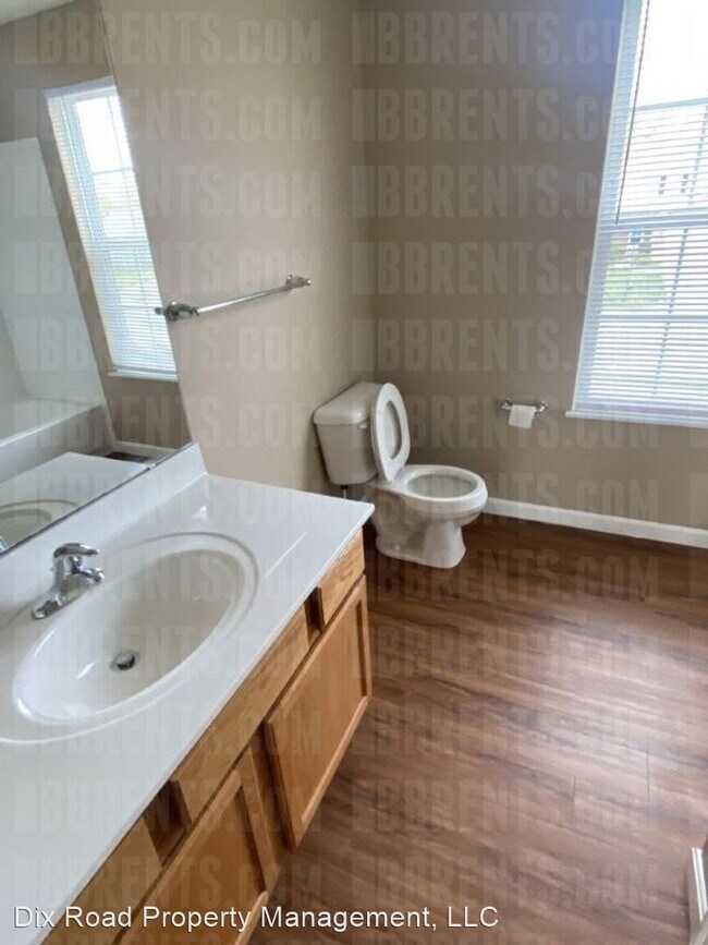 Building Photo - 3 br, 2.5 bath House - 425 Peyton Drive,