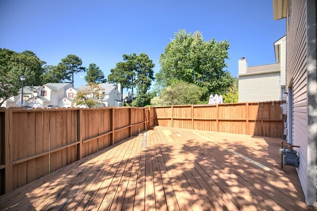 Building Photo - Call Sabrina Thomas Office at 757-767-0767...