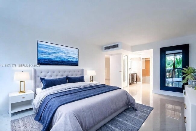 Building Photo - 20347 W Country Club Dr