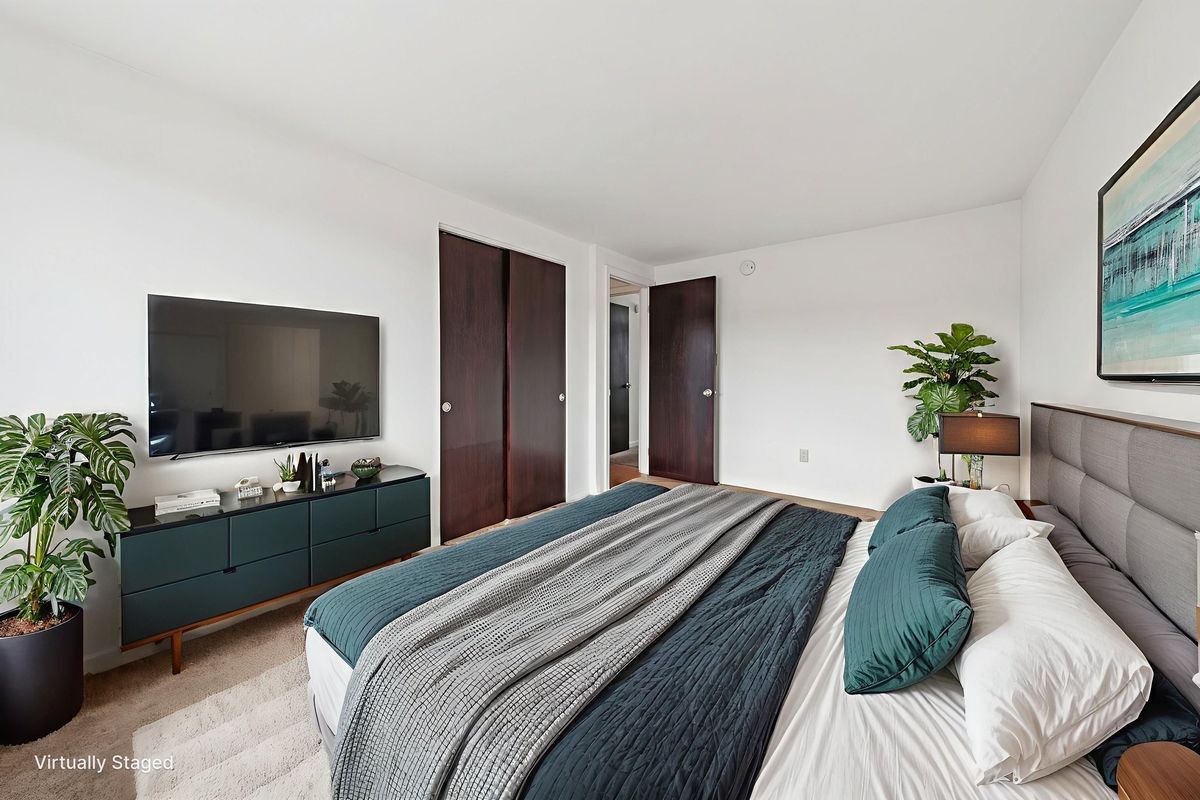 Building Photo - 4 Losson Garden Dr