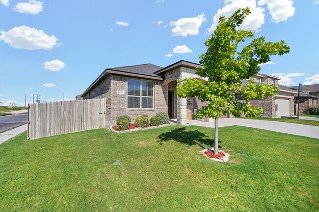 Building Photo - 6901 Boss Ranch Rd