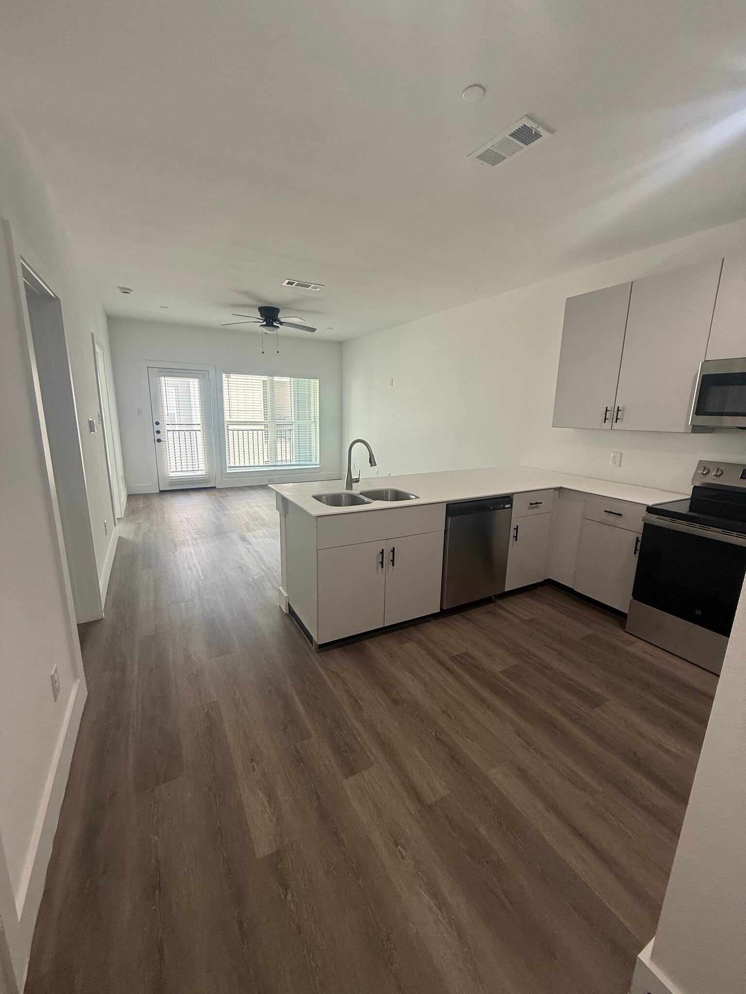 Building Photo - Pin Oak Apartments