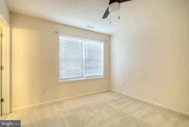Building Photo - 58 Iron Gate Rd