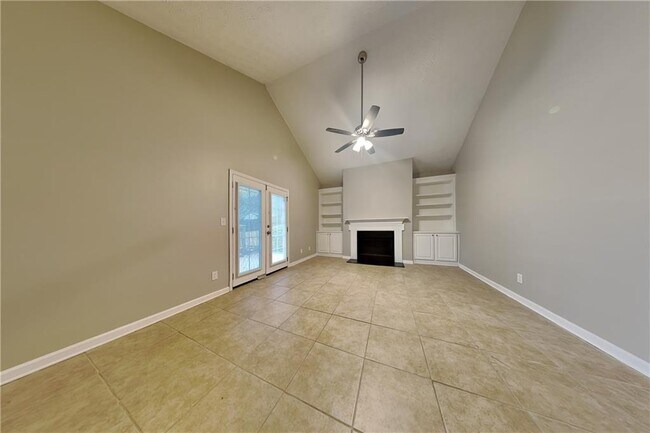 Building Photo - 895 Perrin Springs Ct NE