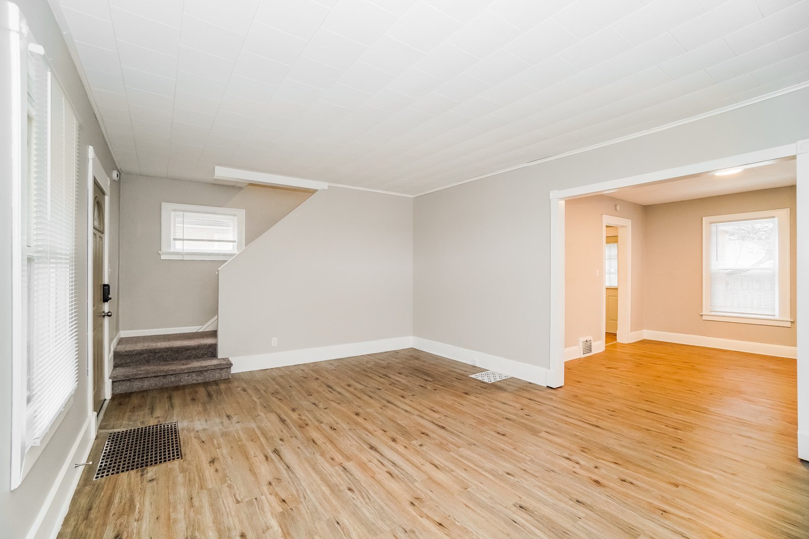 Building Photo - 514 Durango Dr