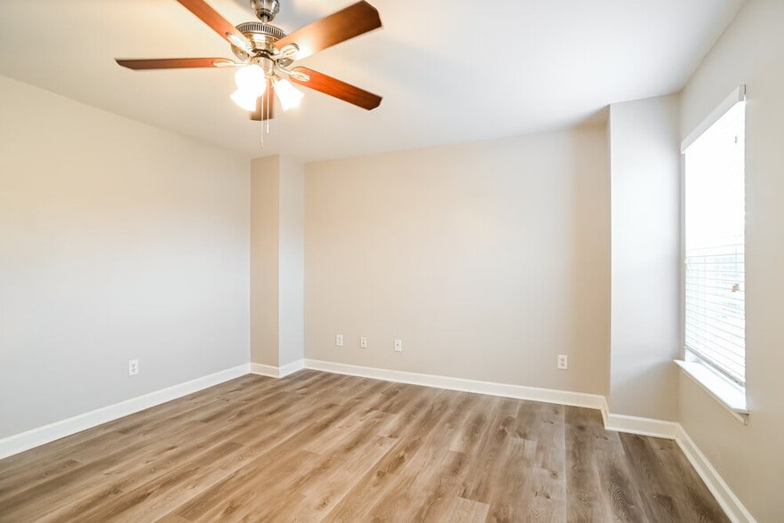 Building Photo - 4706 Capstone Dr