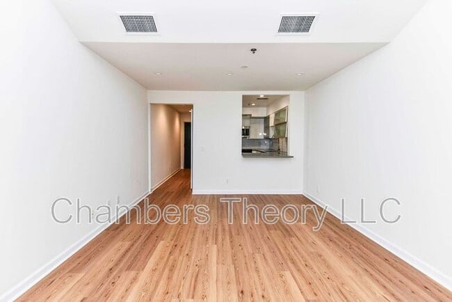 Building Photo - 115 N Lee St