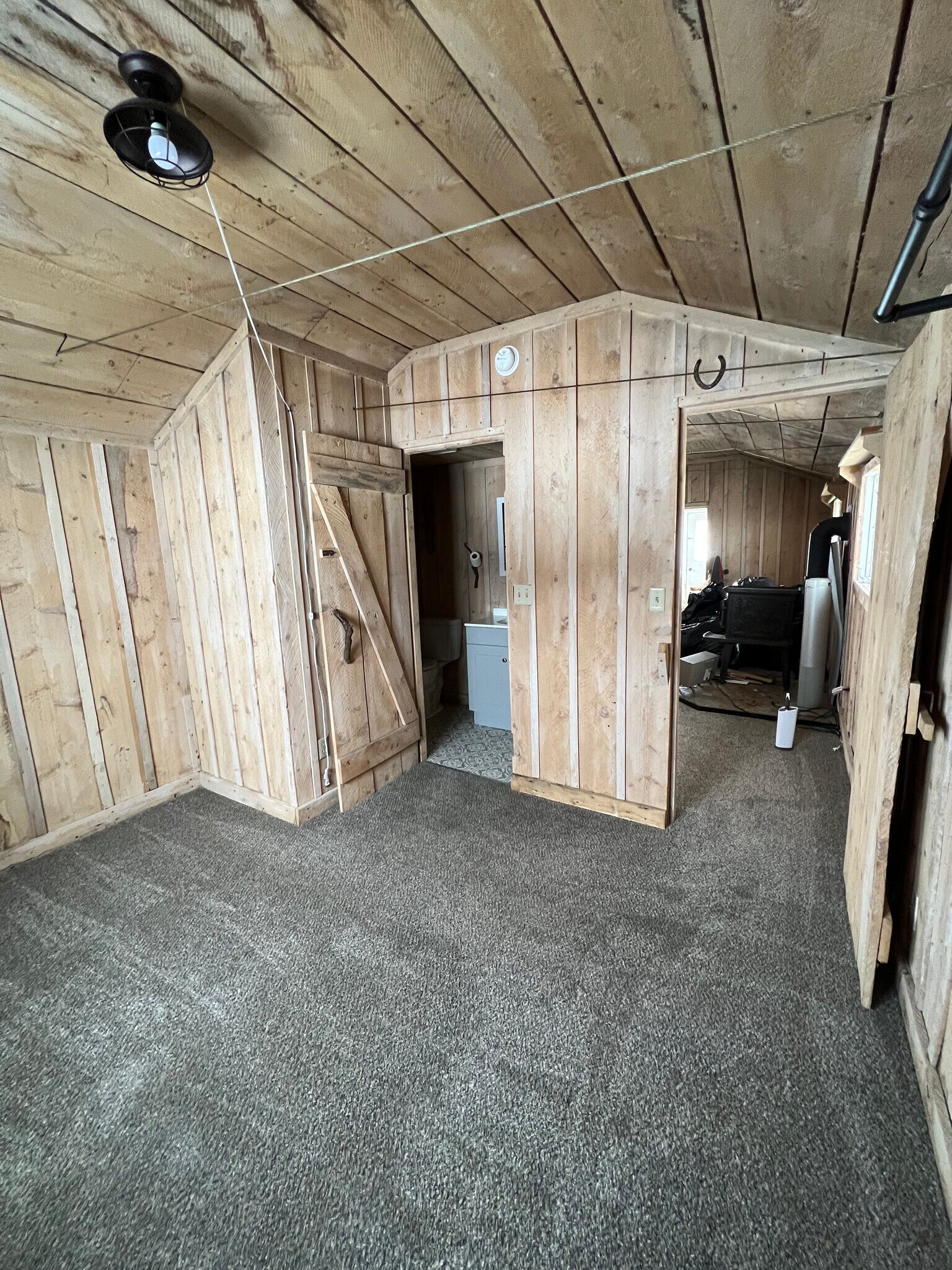 Building Photo - 810 Watt Canyon Rd