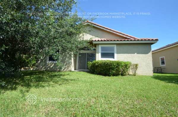 Building Photo - 13844 SW 53rd St