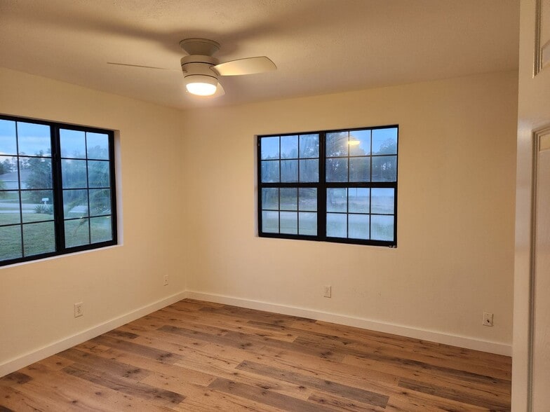 Building Photo - Cozy 3BR 1BA House Near Buckingham Area RECENTLY REDUCED!