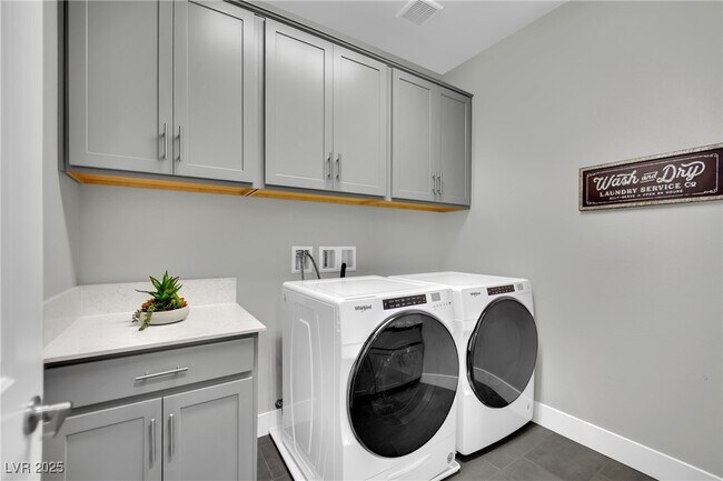 Building Photo - 45 Via Di Vita