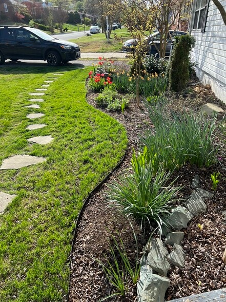 Building Photo - 140 Cree Dr