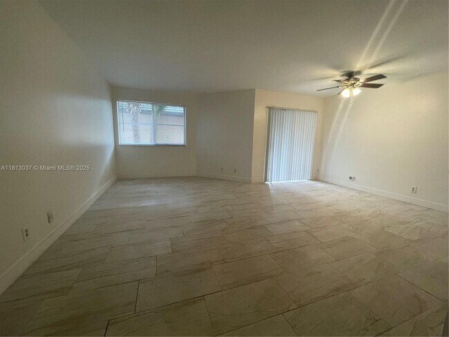 Primary Photo - 9701 Westview Dr