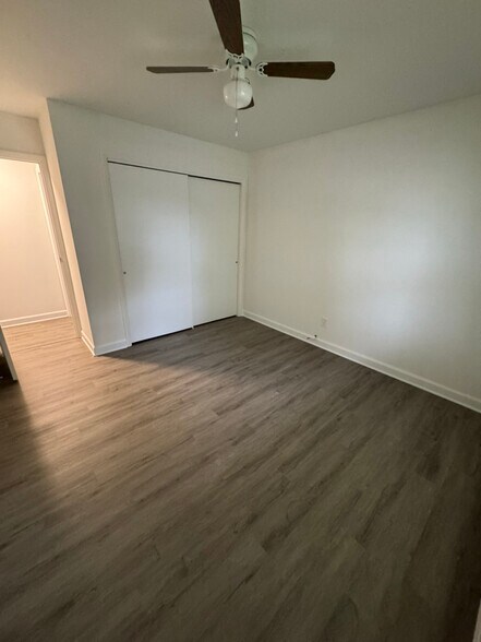 Building Photo - 717 W Oakley Ave