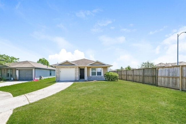 Primary Photo - 21202 Grand Linden Ct