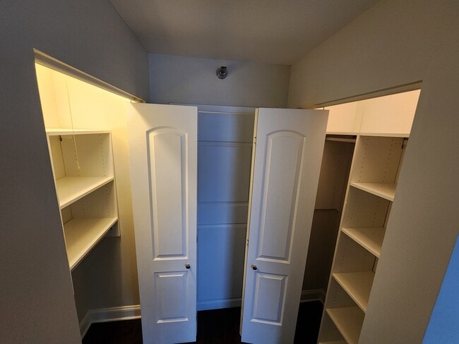 Building Photo - 440 N Wabash Ave