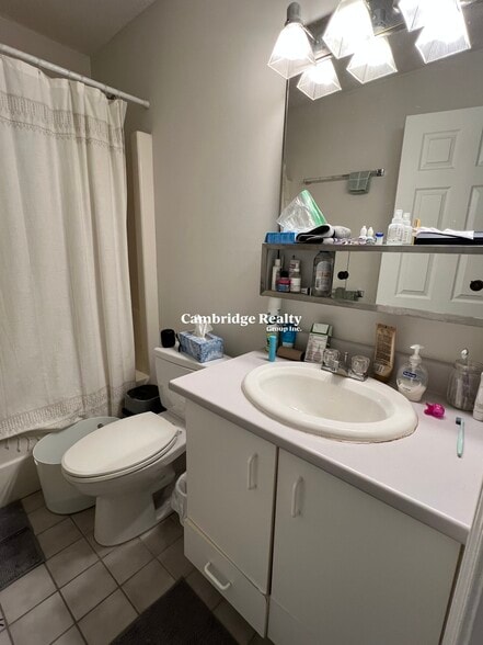 Building Photo - 151 Beacon St