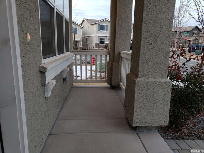 Building Photo - 3655 Oaklawn St