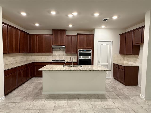 Building Photo - 3681 Keechi Creek Dr