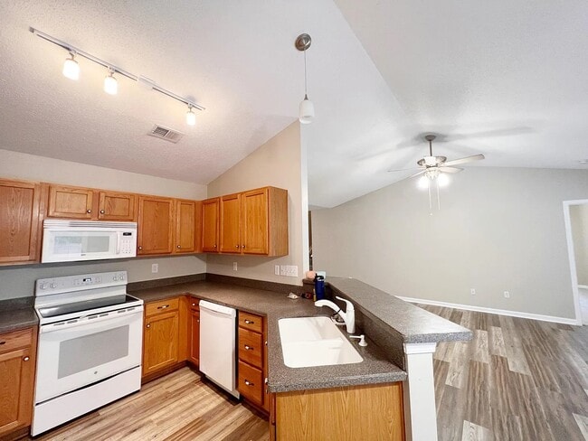 Building Photo - 504 Timber Walk Dr