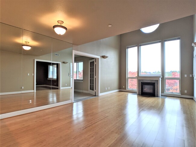 Amazing Top floor 3 bedroom 2.5 Bathroom ... - Amazing Top floor  3 bedroom 2.5 Bathroom ...