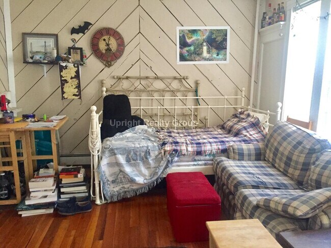 Building Photo - Governors Apartment