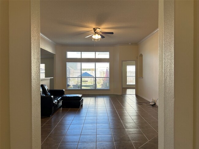 Building Photo - 6703 Mountain Wood Way