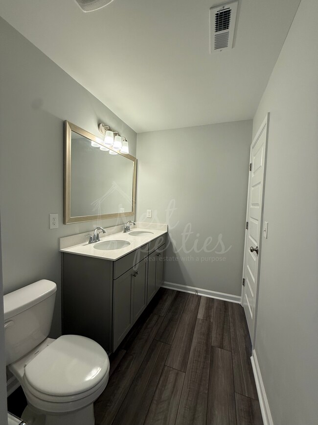 Building Photo - 143 Brockway Dr