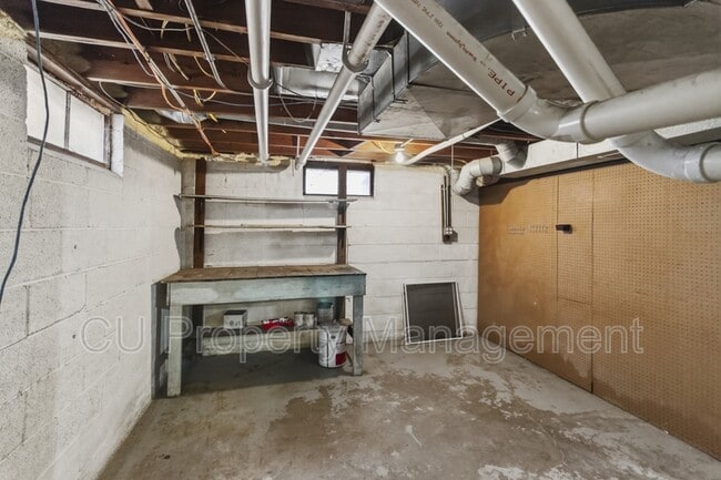 Building Photo - 208 Arcadia Dr