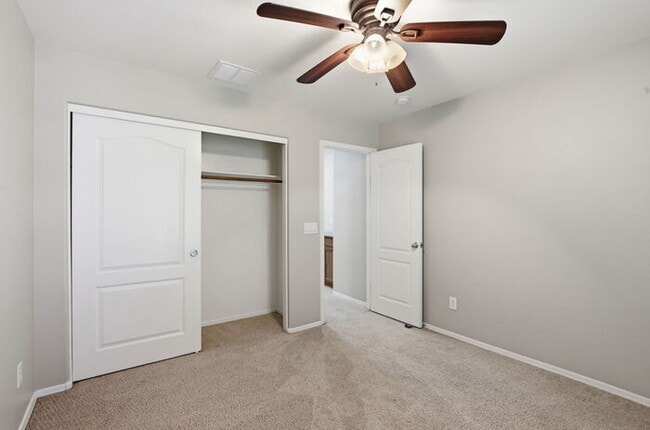 Building Photo - 2737 S Cupertino Dr