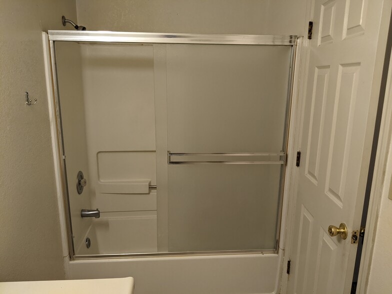 Building Photo - 2111 California St