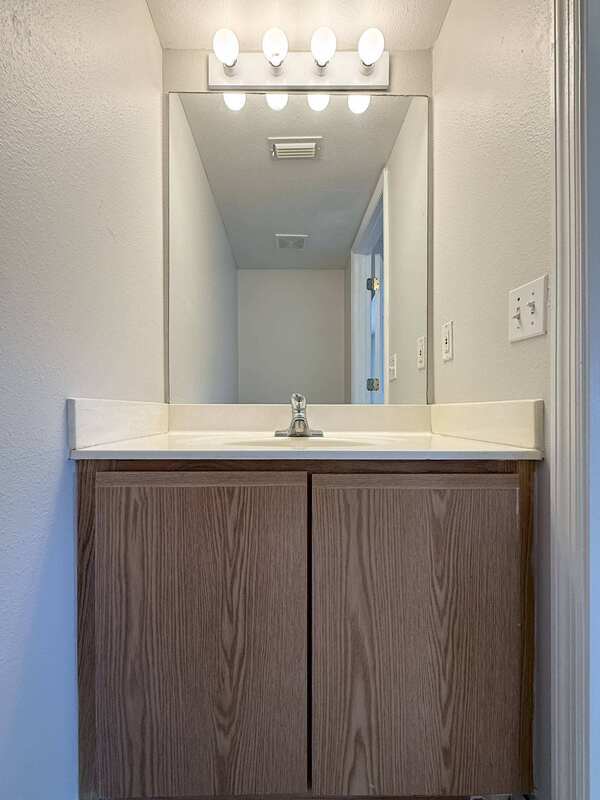 Building Photo - 13046 Waterbourne Dr