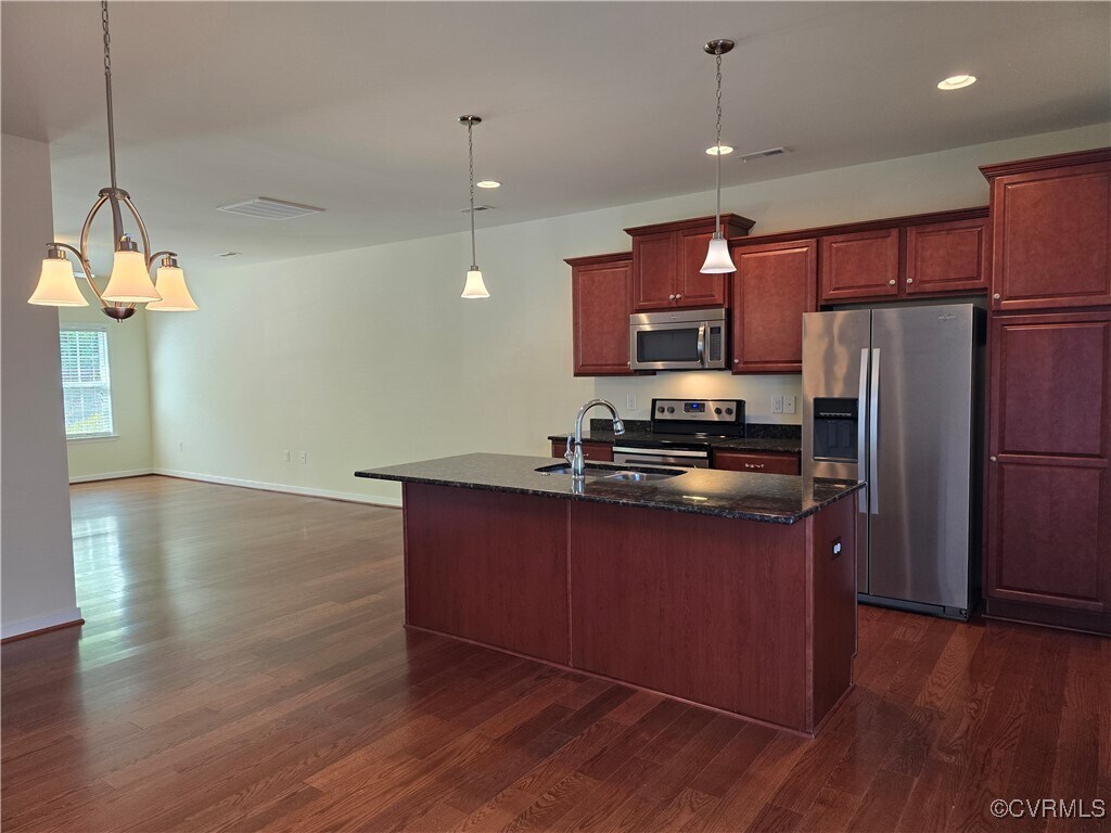 Building Photo - 7417 Pebble Lake Dr