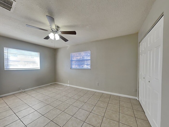 Building Photo - 2779 Frazier St