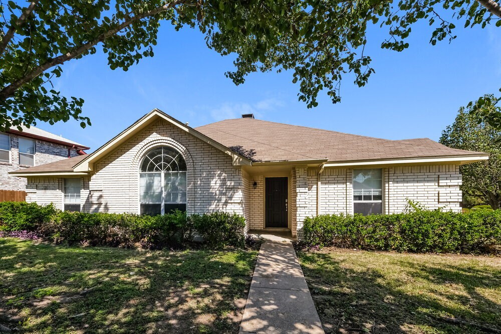 Building Photo - 601 Wedgewood Dr