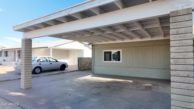 Building Photo - 15039 N 30th Dr