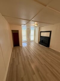 Building Photo - 220 N Luzerne Ave