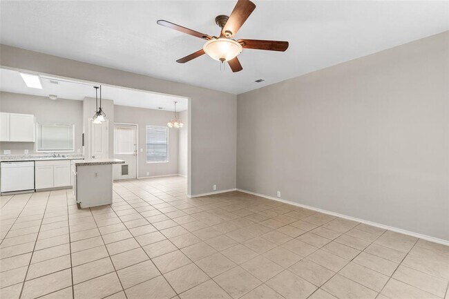 Building Photo - 16802 Pine Castle Dr