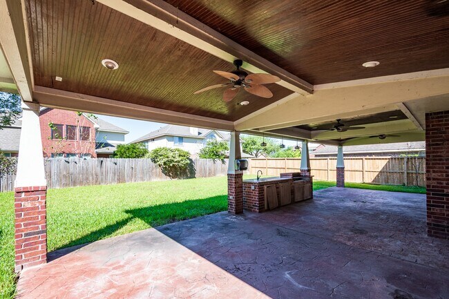 Building Photo - 9611 Sage Deck Ln