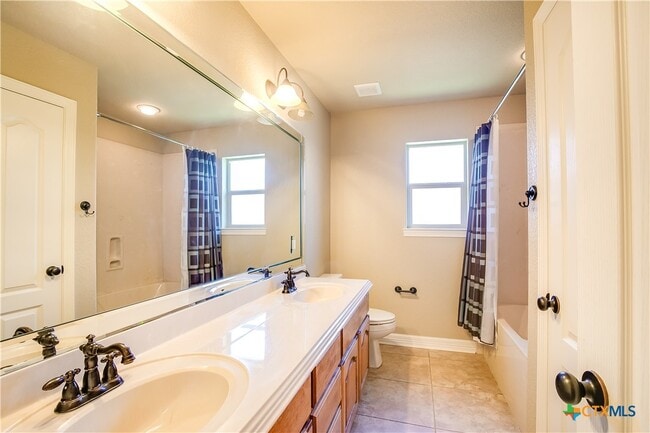 Building Photo - 2527 Leatherwood Dr