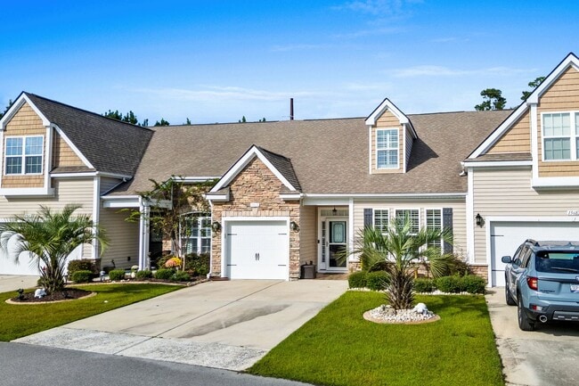 Primary Photo - 156 Parmelee Dr