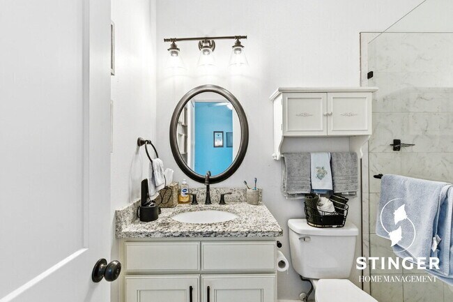 Building Photo - 40 Canopy Ln