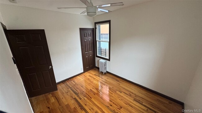 Building Photo - 686 E 98th St