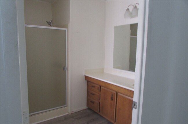 Building Photo - 2175 Maverick Dr