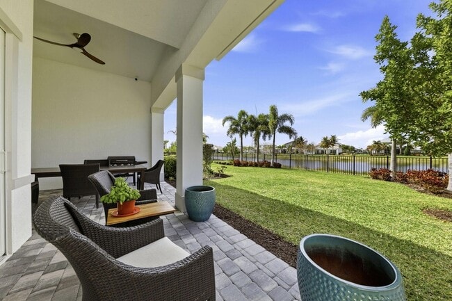 Building Photo - 10332 Northbrook Cir