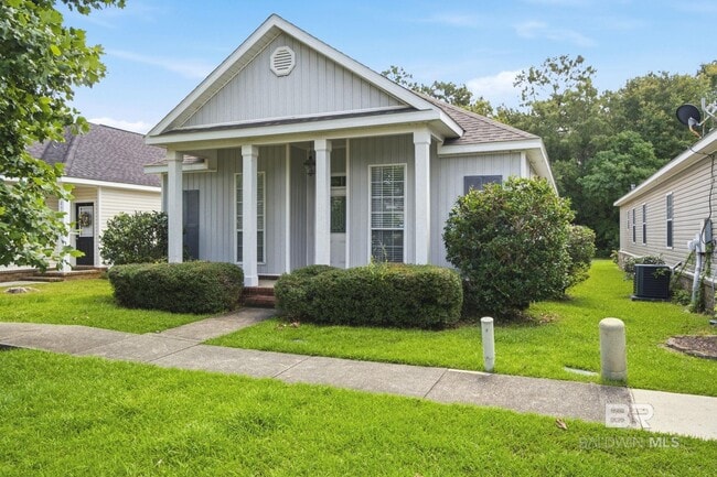 Building Photo - 29956 St Simon St