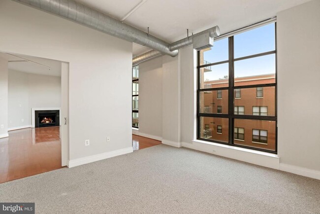 Building Photo - 2020 12th St NW
